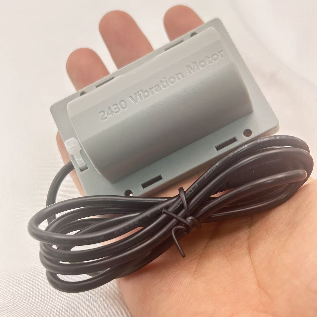 Motore a Vibrazione Micro 2430 - Dc Motor 12V recensione e prezzo
